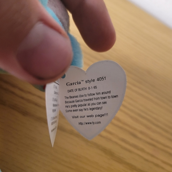 TY "Garcia" the Bear Retired Beanie Baby ERRORS RARE - MINT NEW WITH TAGS - Picture 6 of 9